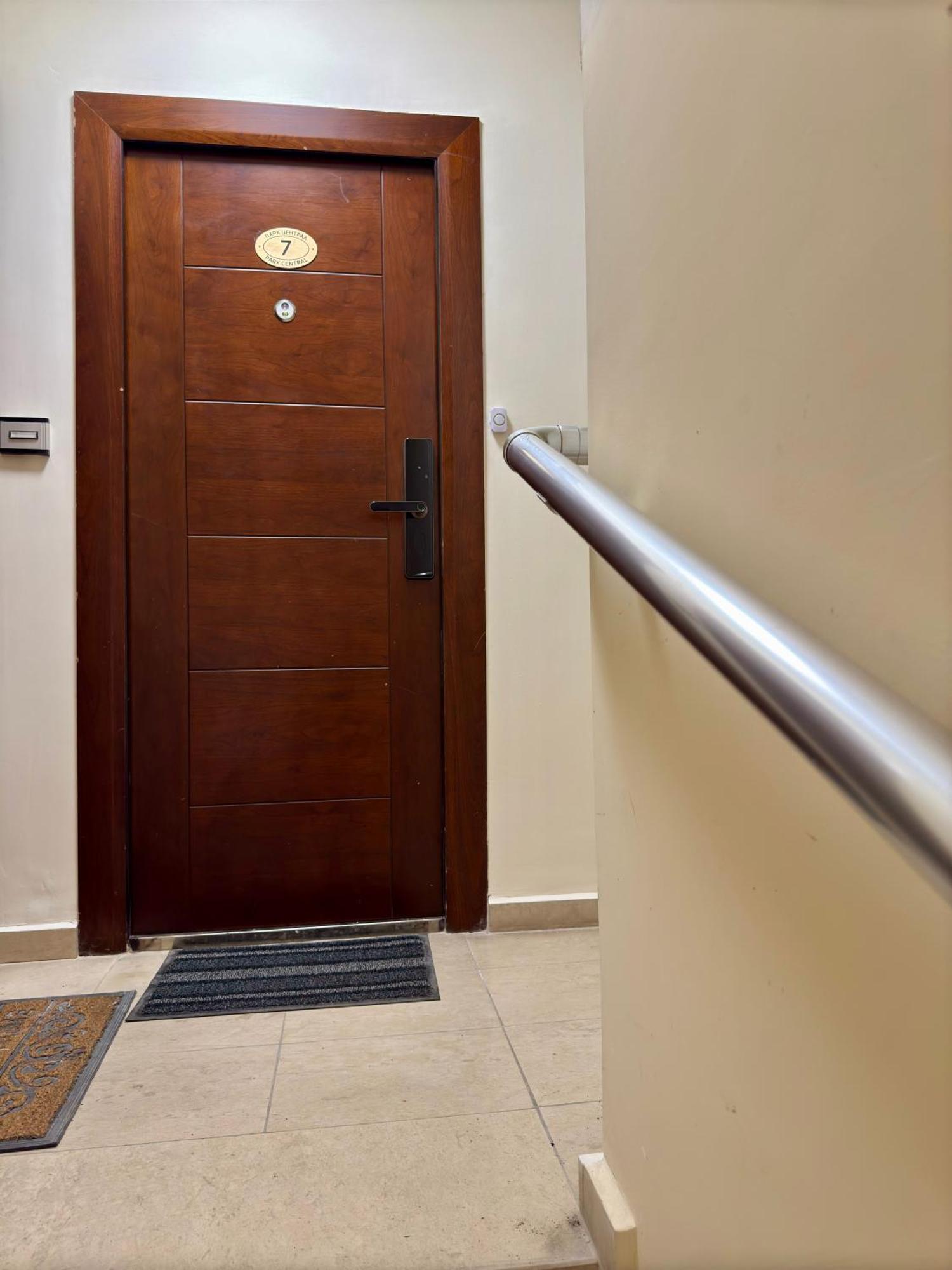 Parkcentral Luxury In City Center 7 Veliko Tarnovo Luaran gambar